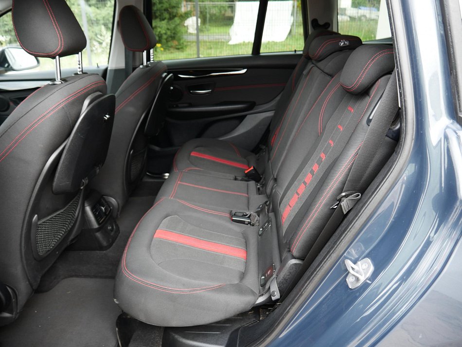 BMW Řada 2 2.0D  xD, 7míst