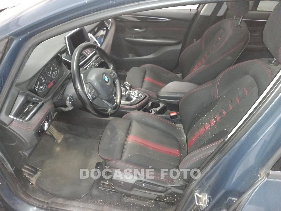 BMW Řada 2 2.0D  xD, 7míst