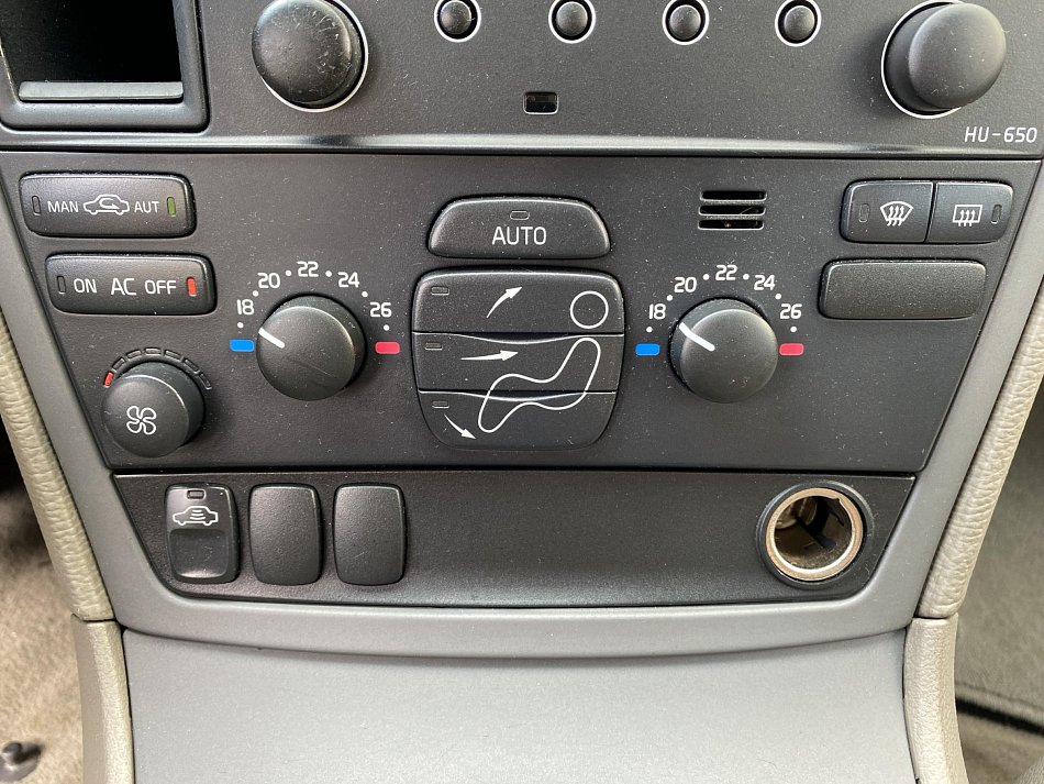 Volvo S60 2.4i 