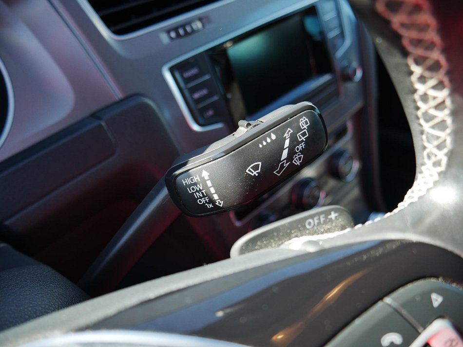 Volkswagen Golf 1.4 TSi 