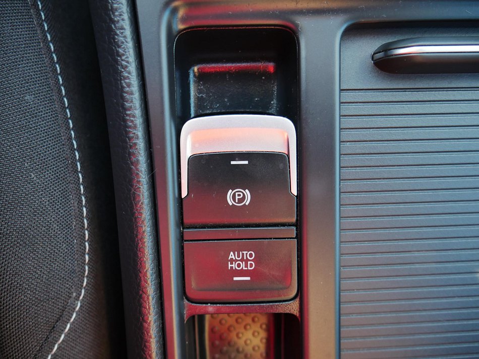 Volkswagen Golf 1.4 TSi 