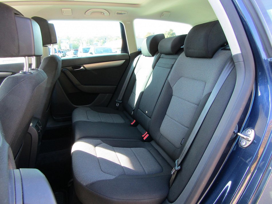 Volkswagen Passat 2.0 TDi 