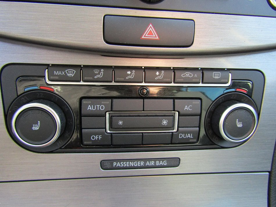 Volkswagen Passat 2.0 TDi 