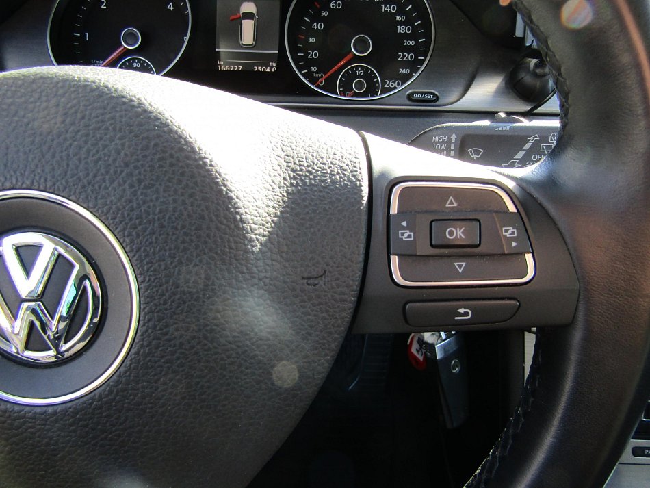 Volkswagen Passat 2.0 TDi 