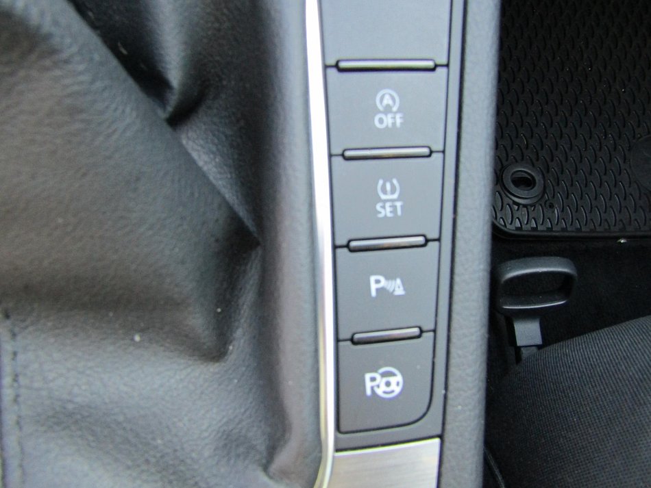 Volkswagen Passat 2.0 TDi 