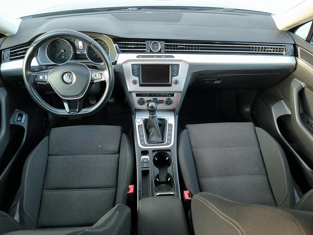 Volkswagen Passat 1.6 TDi Comfortline