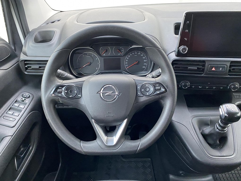 Opel Combo 1.2T Enjoy MAXi