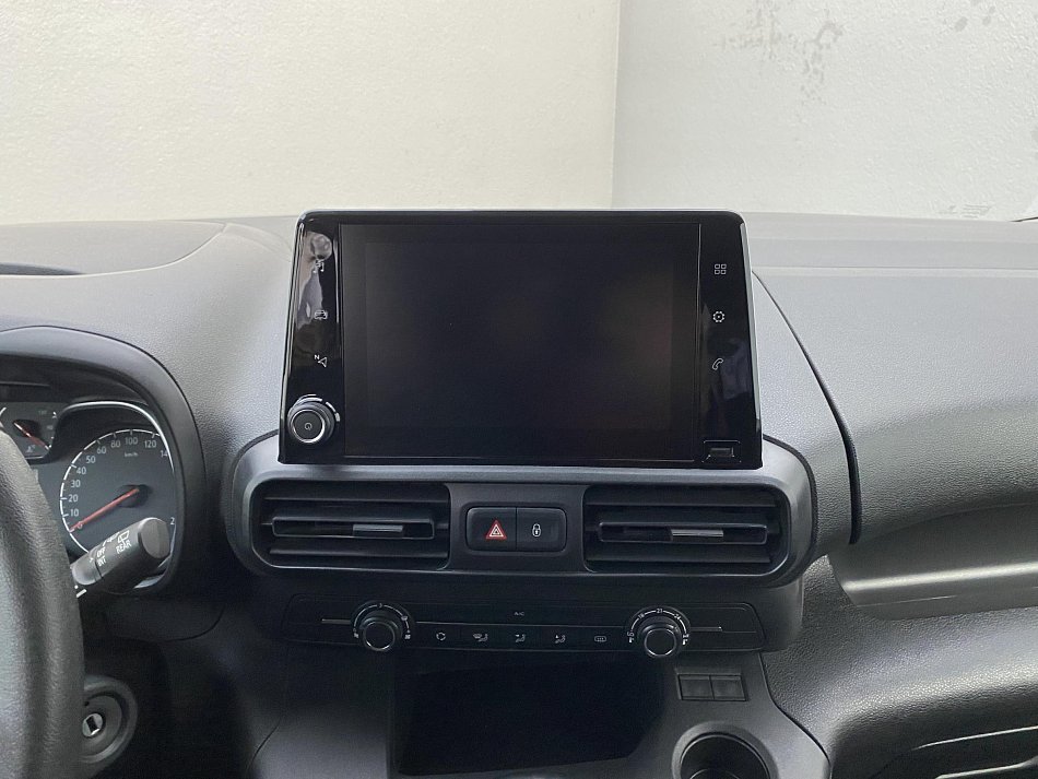 Opel Combo 1.2T Enjoy MAXi