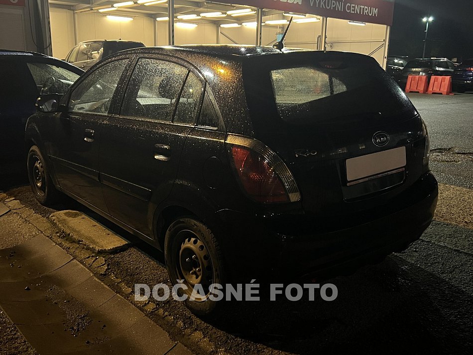 Kia Rio 1.4i 