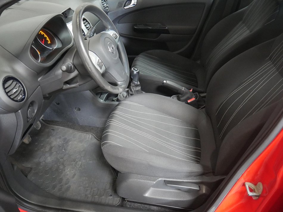 Opel Corsa 1.4 16V 