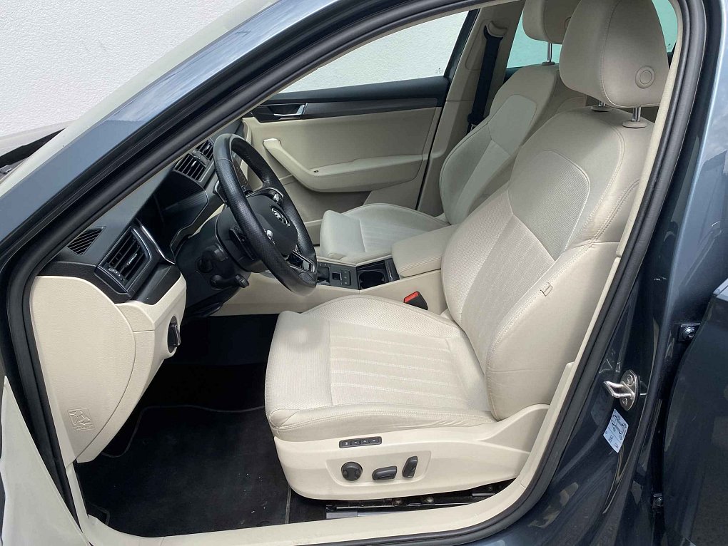 Škoda Superb III 2.0 TSi Style