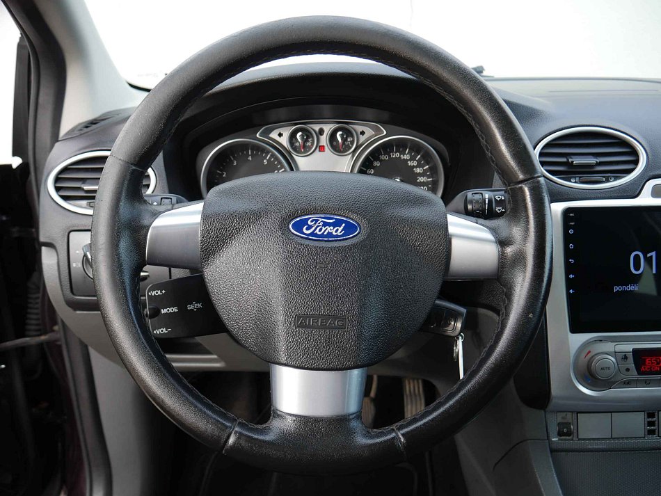 Ford Focus 2.0i 