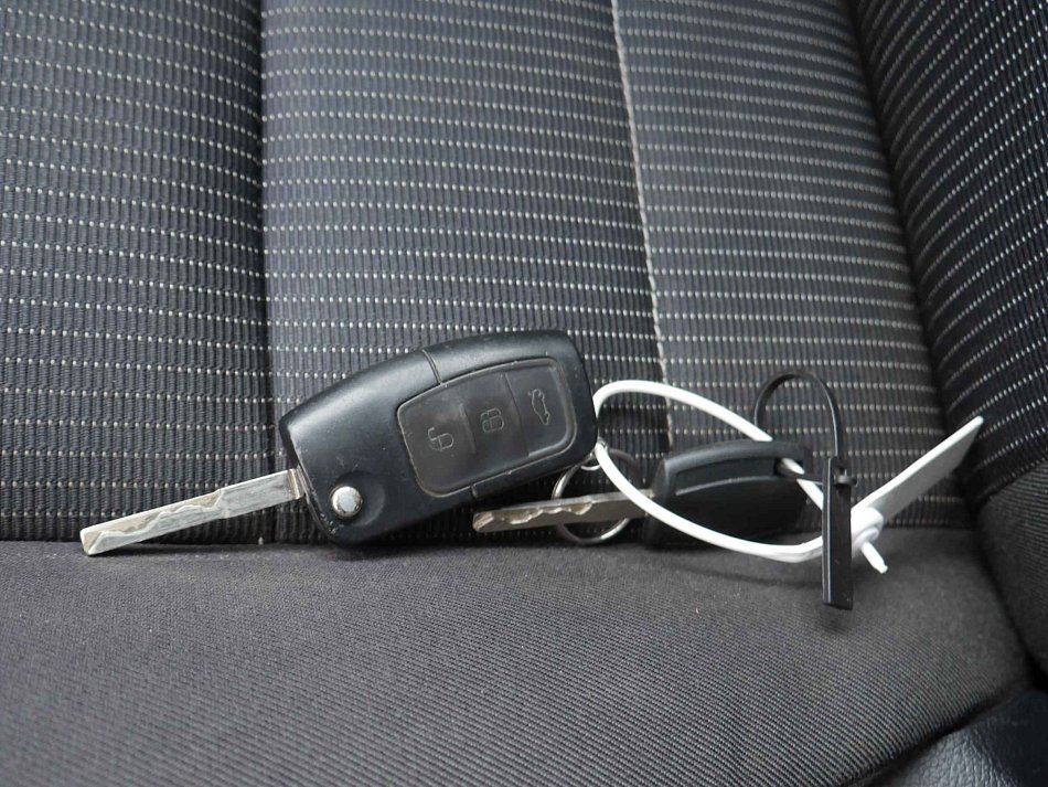 Ford Focus 2.0i 