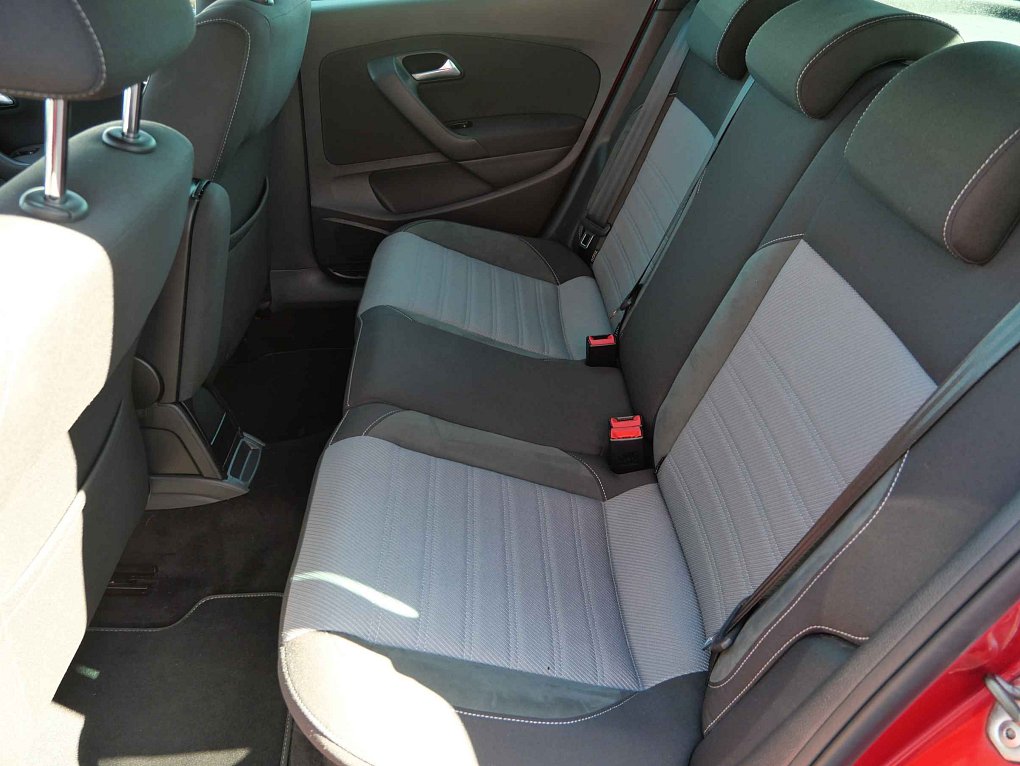 Volkswagen Polo 1.0 MPi R-line