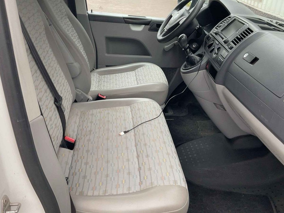 Volkswagen Transporter 2.0TDi 
