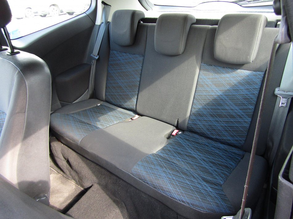 Renault Clio 1.2i 