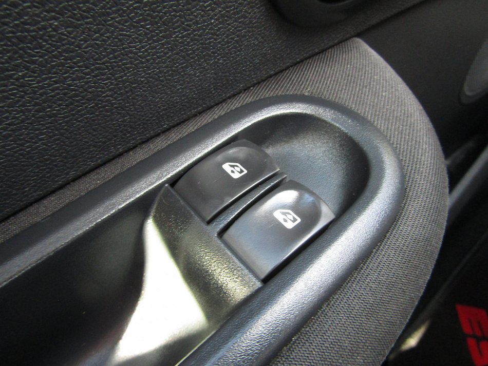 Renault Clio 1.2i 