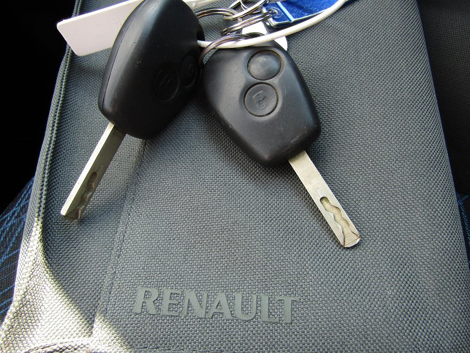 Renault Clio 1.2i 