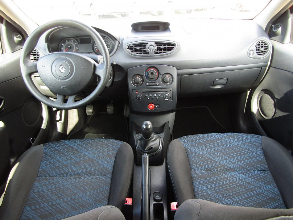 Renault Clio 1.2i 