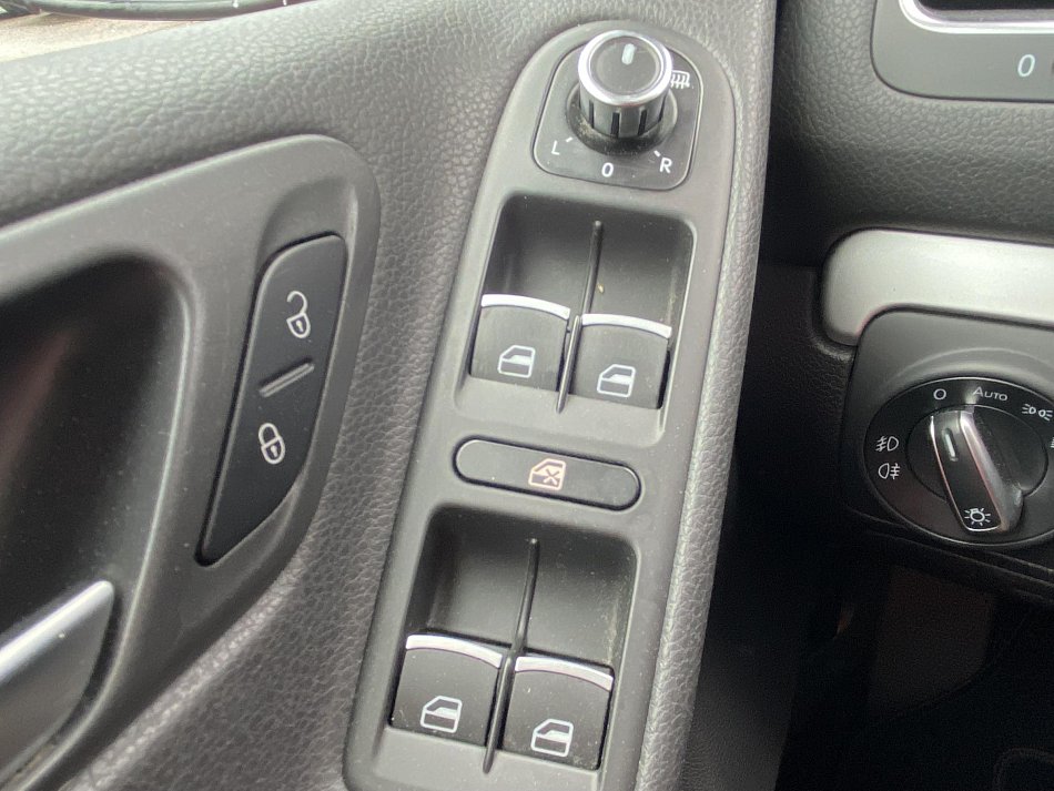 Volkswagen Golf 2.0 TDi Highline 4Motion