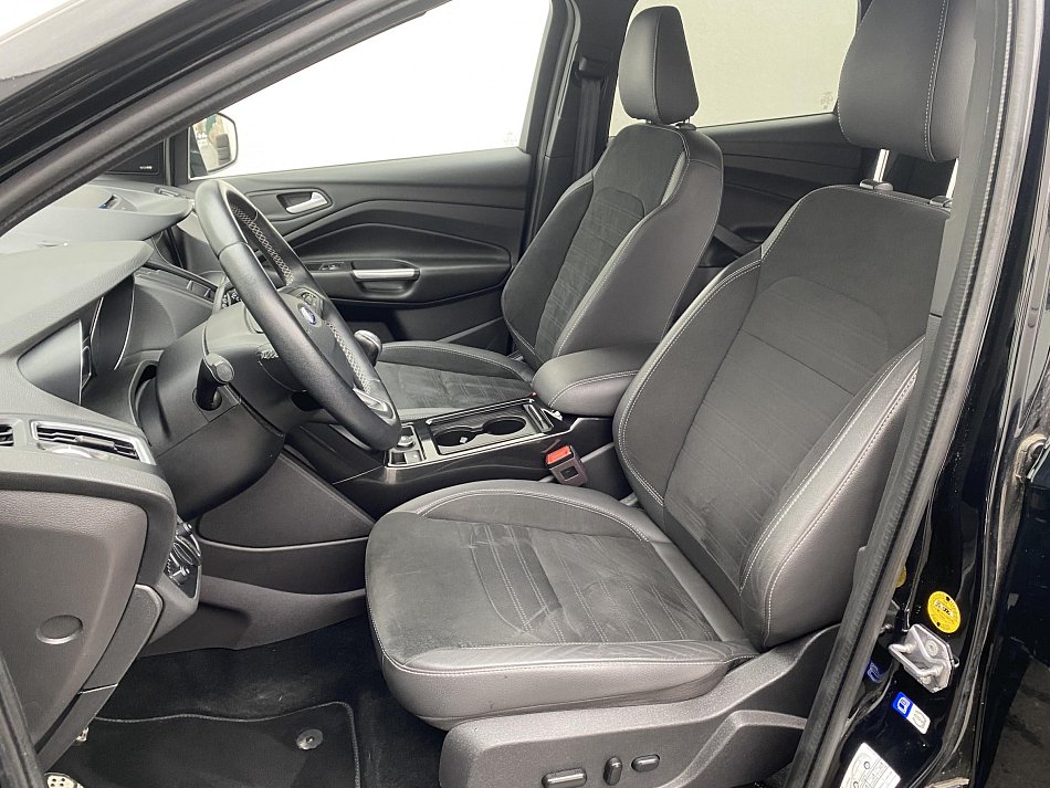 Ford Kuga 1.5 EB ST-Line