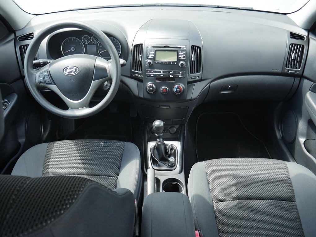 Hyundai I30 1.6i 