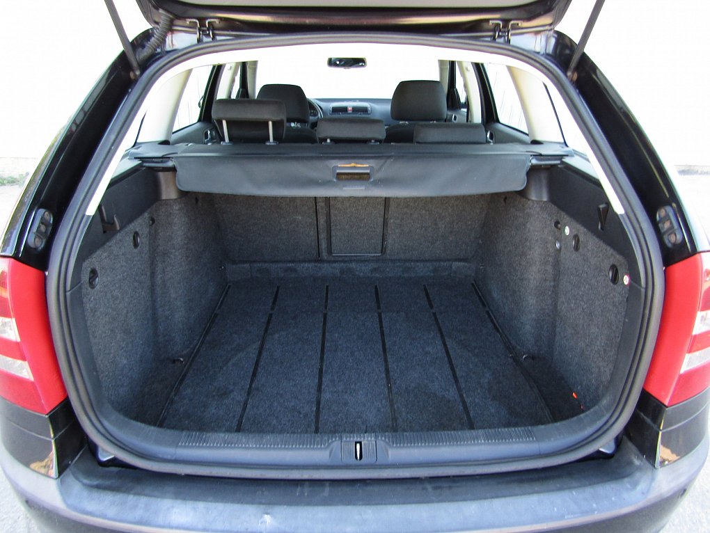 Škoda Octavia II 1.9 TDi Elegance