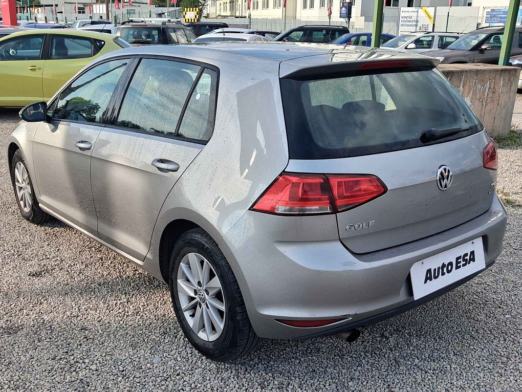 Volkswagen Golf 1.2 TSI 