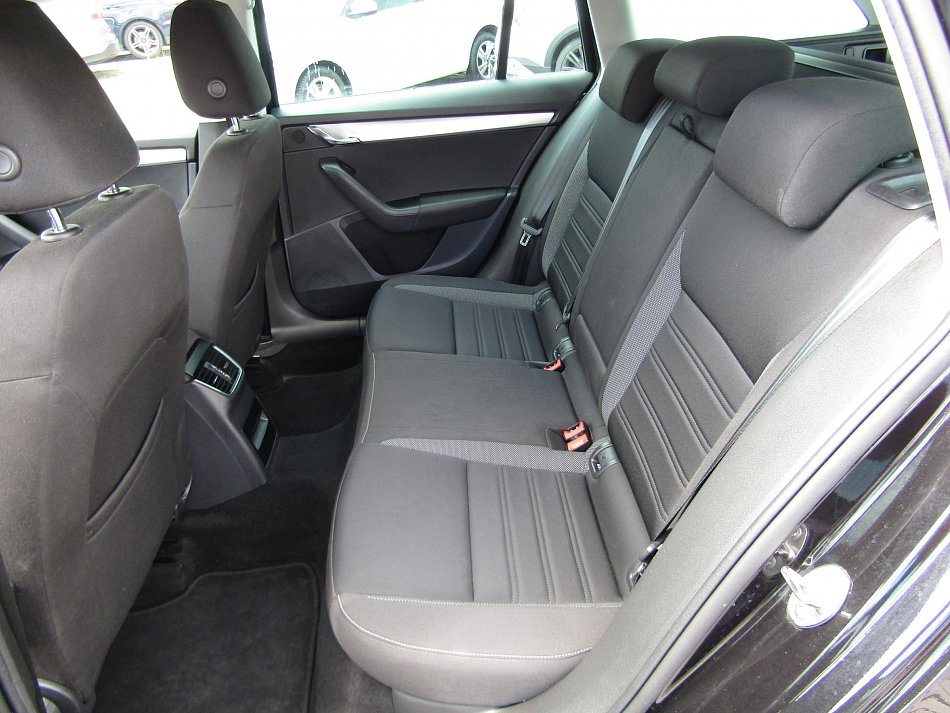 Škoda Octavia III 1.6 TDi Ambition Plus