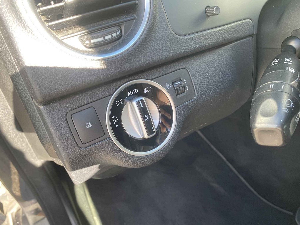 Mercedes-Benz Třída C 1.8 i Avantgarde C180