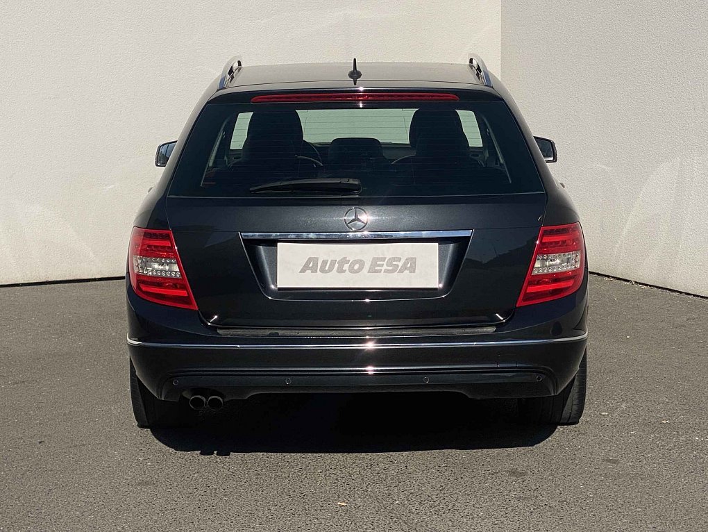 Mercedes-Benz Třída C 1.8 i Avantgarde C180
