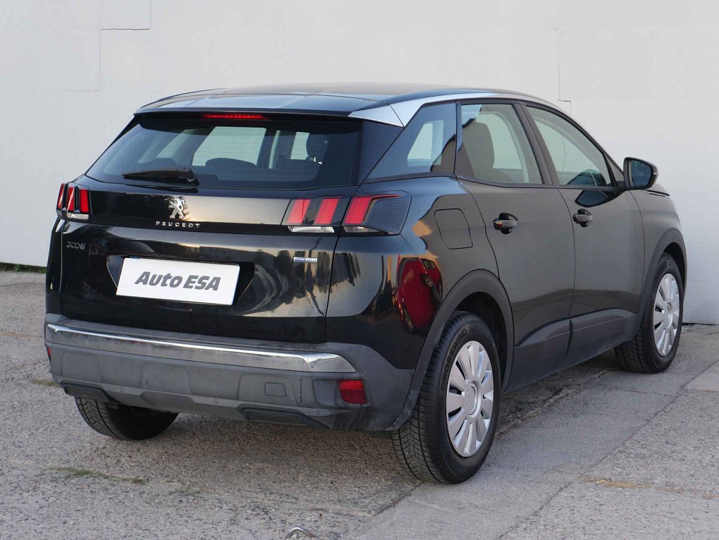 Peugeot 3008 1.2 PT 