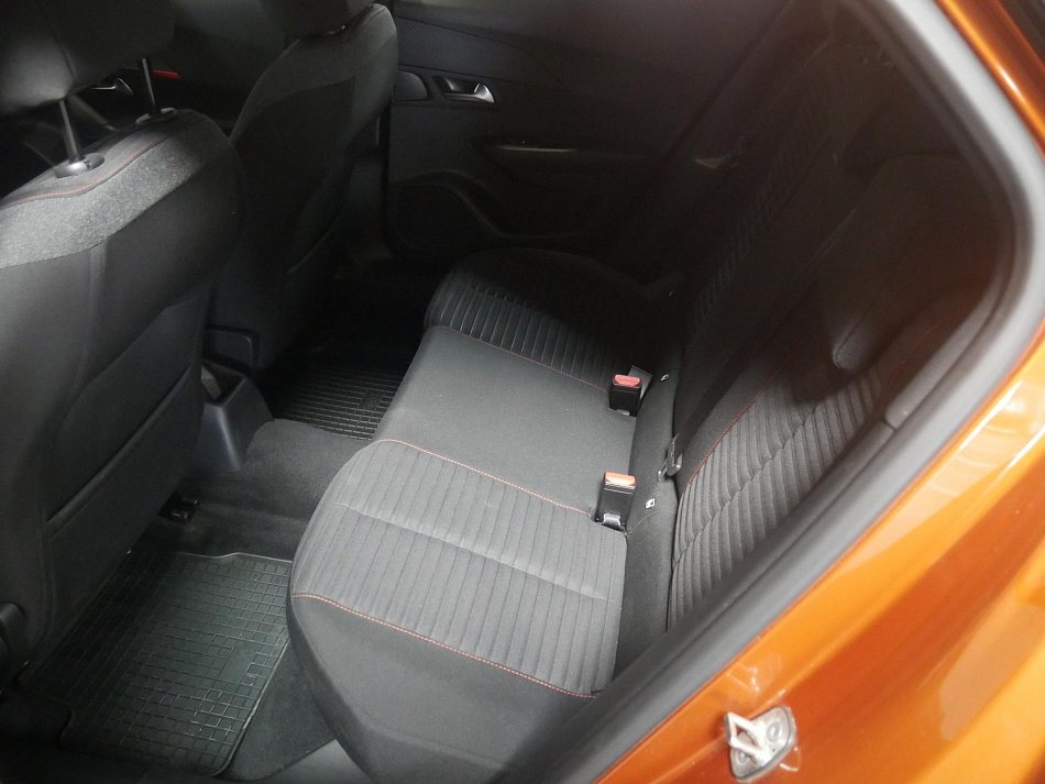 Peugeot 2008 1.2 PT Active