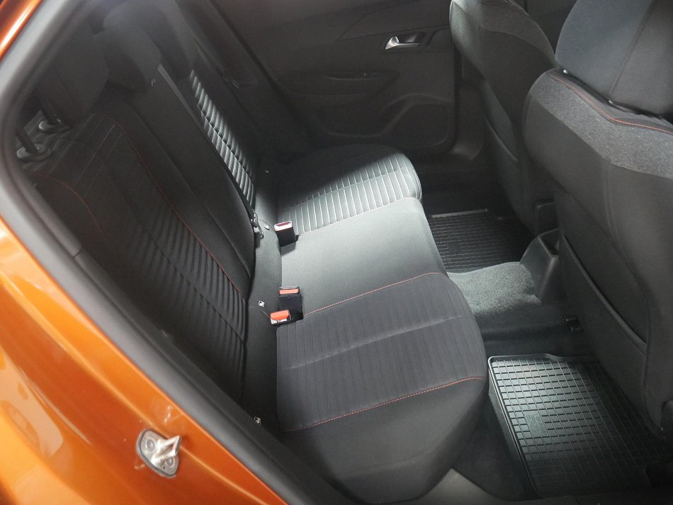 Peugeot 2008 1.2 PT Active