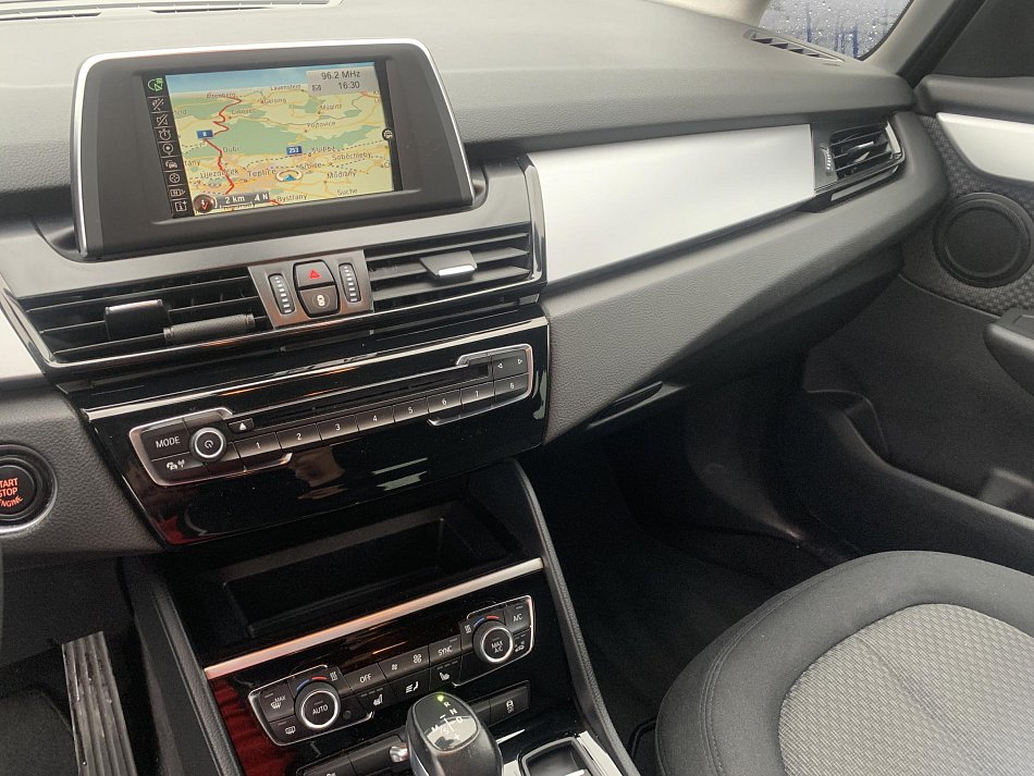 BMW Řada 2 1.5  218i