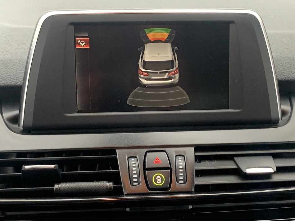 BMW Řada 2 1.5  218i