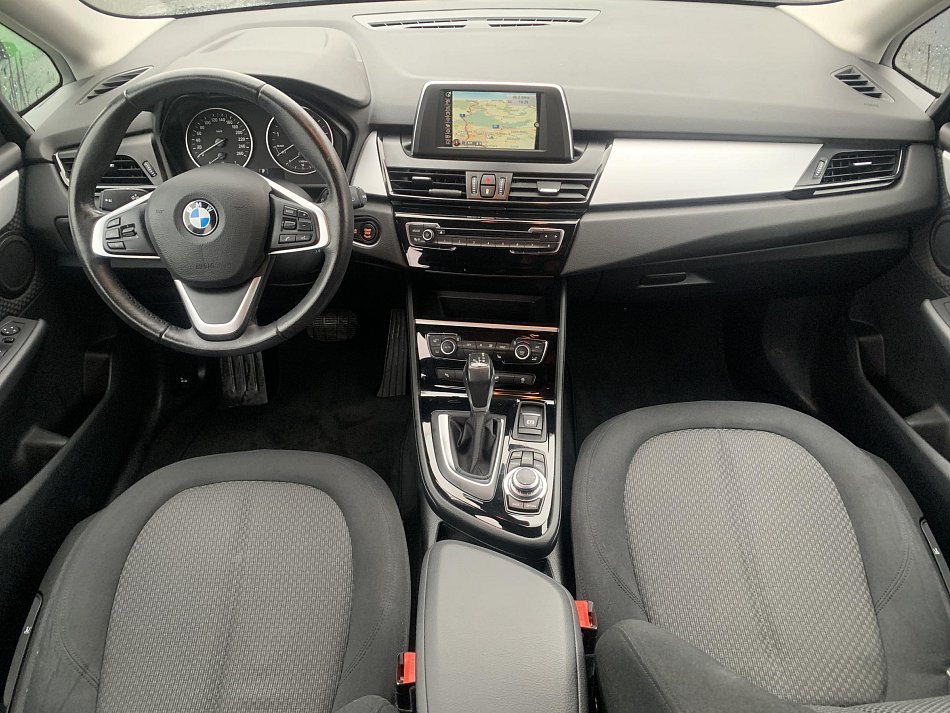 BMW Řada 2 1.5  218i