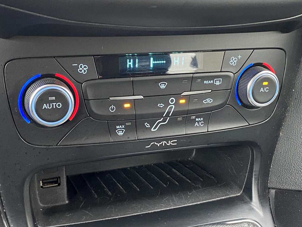 Ford Focus 1.5 EB Titanium