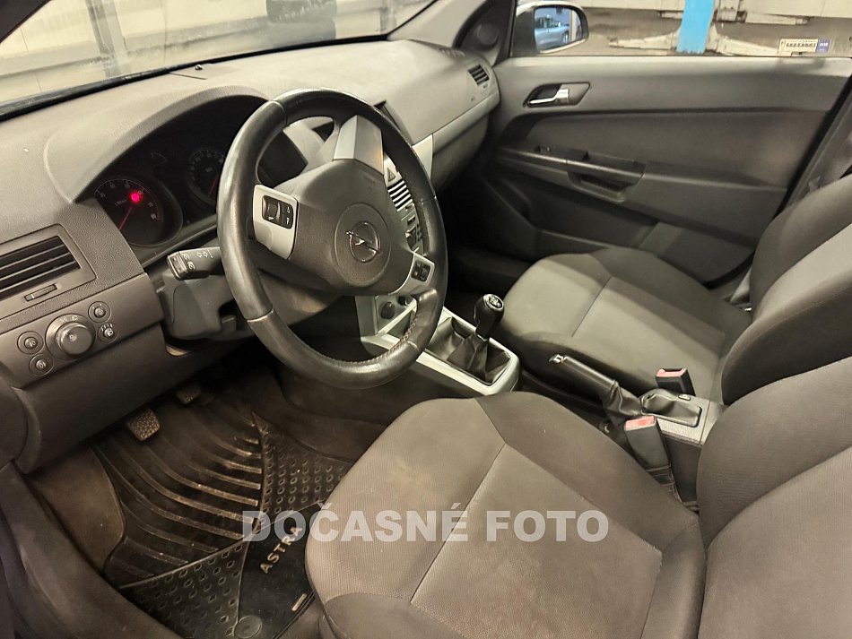Opel Astra 1.6i 