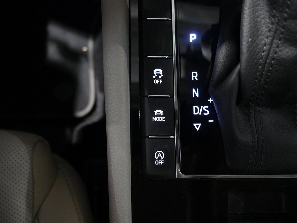 Škoda Superb III 2.0 TDi 