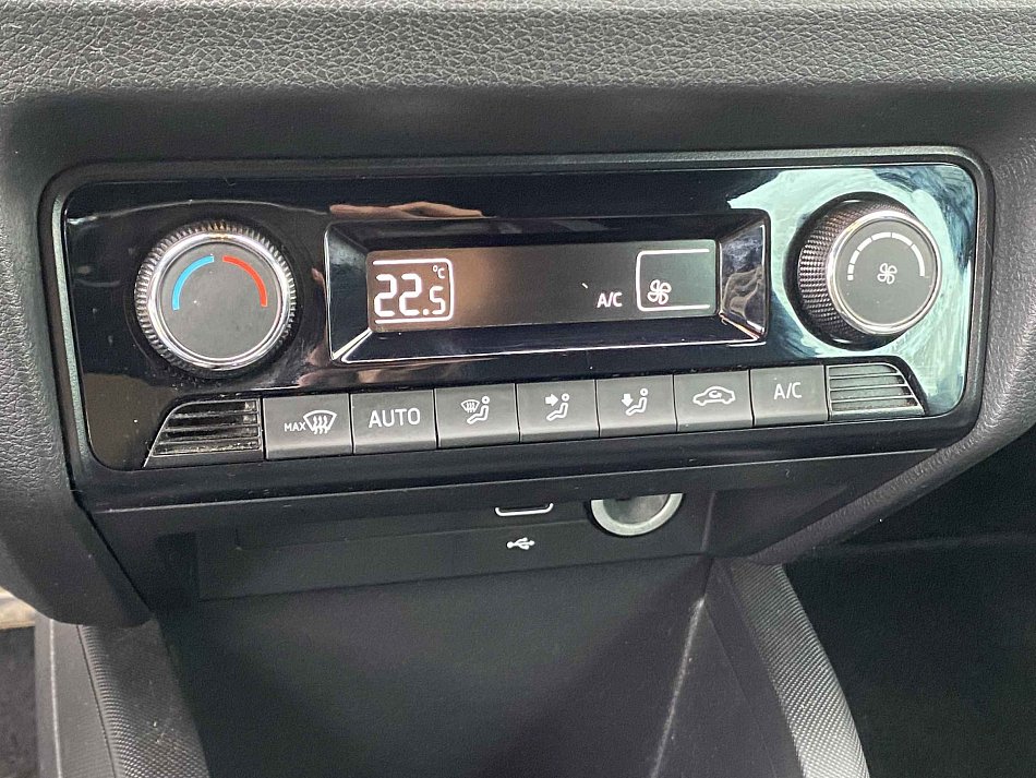 Škoda Fabia III 1.0 TSi Monte Carlo