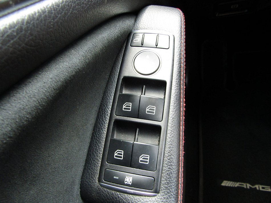 Mercedes-Benz CLA 2.2 CDi  200d