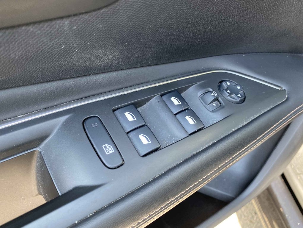 Peugeot 3008 1.2 PT GT Line