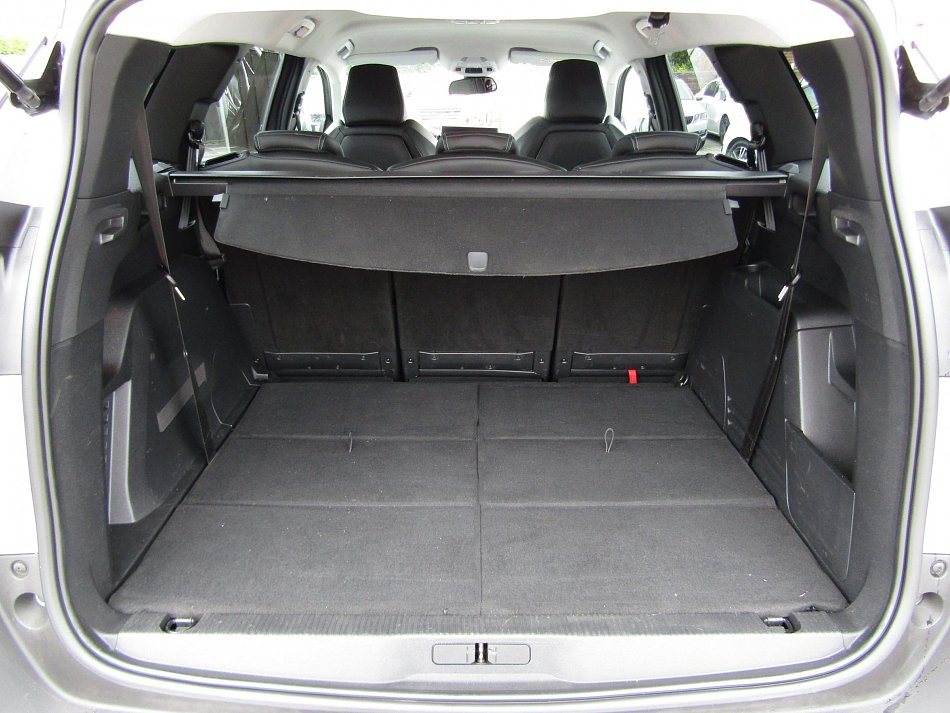 Peugeot 5008 1.2 PT 