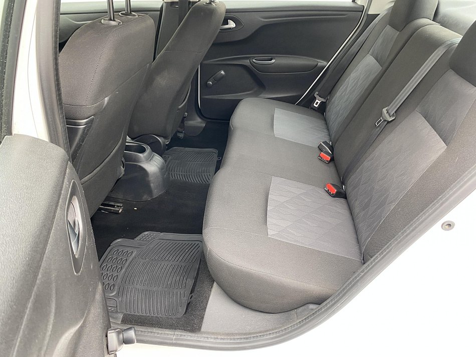 Citroën C-Elysee 1.2i 