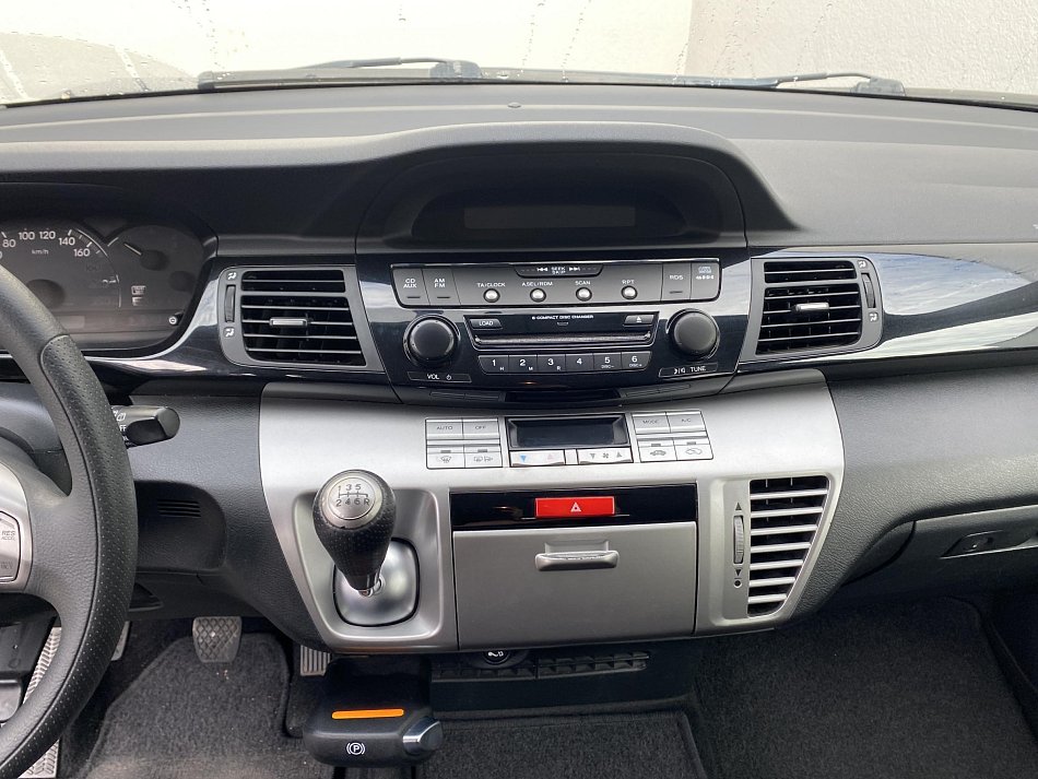 Honda FR-V 2.0 i-VTEC 