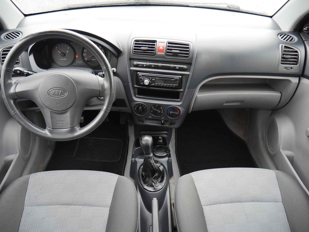 Kia Picanto 1.0i 