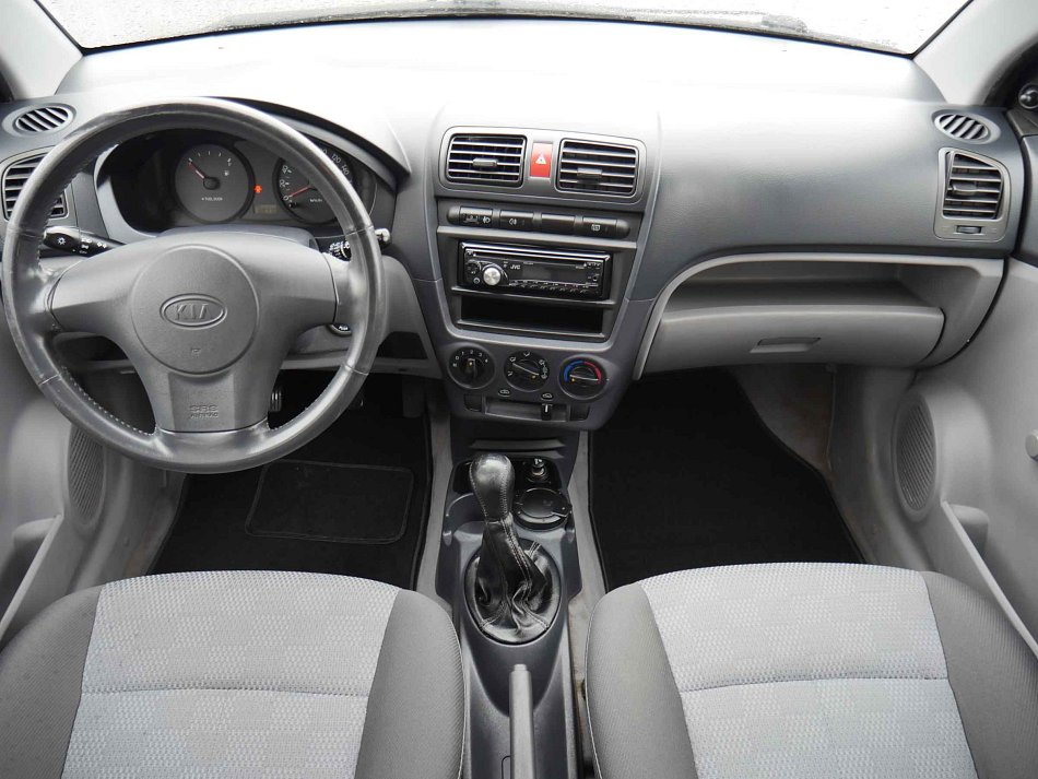 Kia Picanto 1.0i 