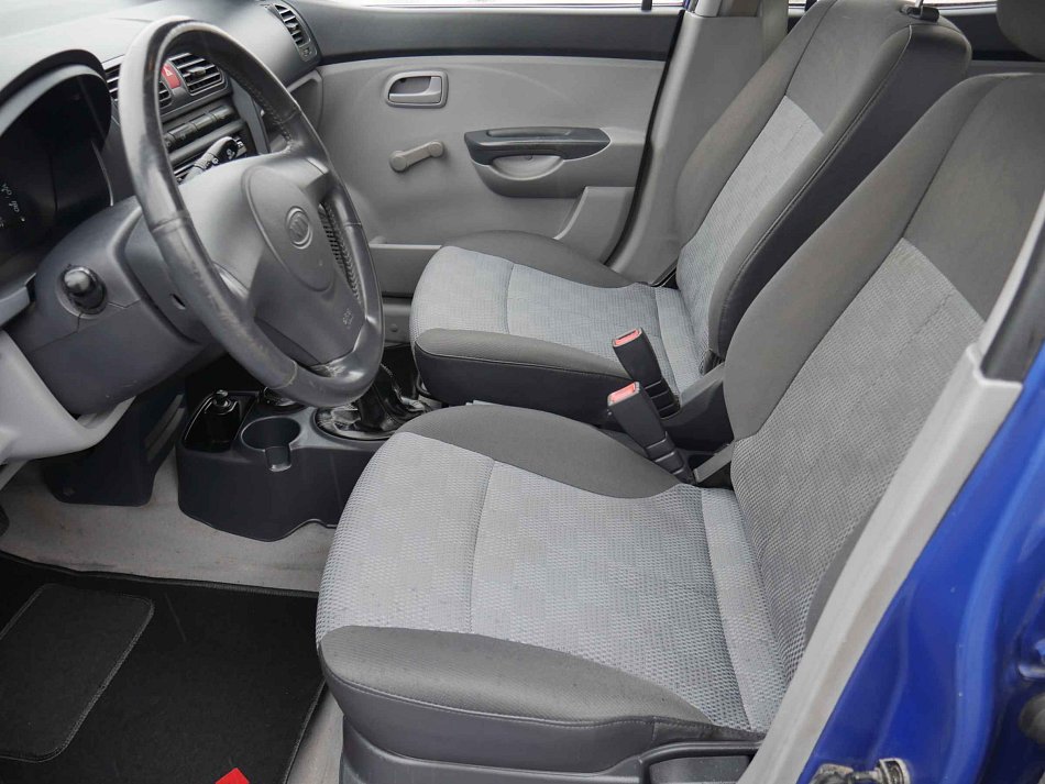 Kia Picanto 1.0i 