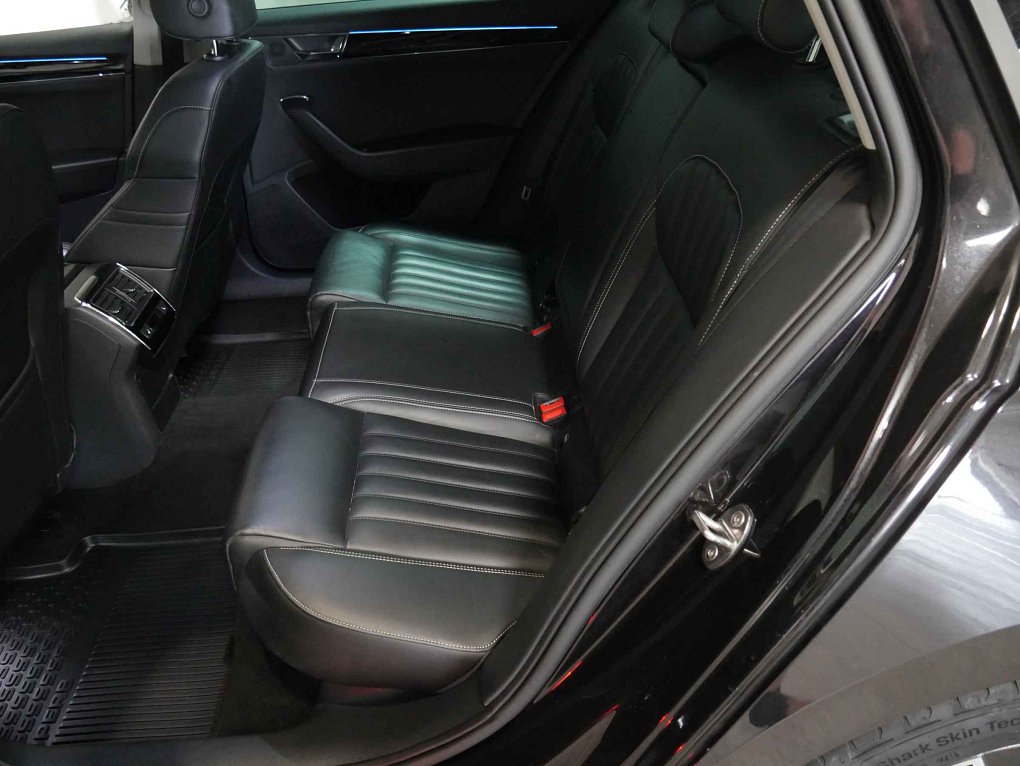 Škoda Superb III 2.0 TDi L&K